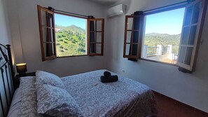 4 habitaciones, cuna de viaje, wifi gratis y ropa de cama 