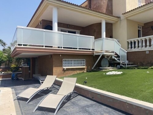 R134 Sunny Villa Calafell
