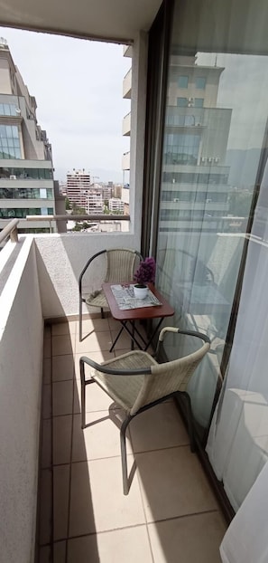 1 bedroom, laptop workspace, blackout curtains, free WiFi