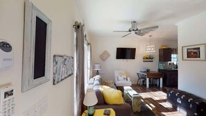 Smart TV, fireplace, offices