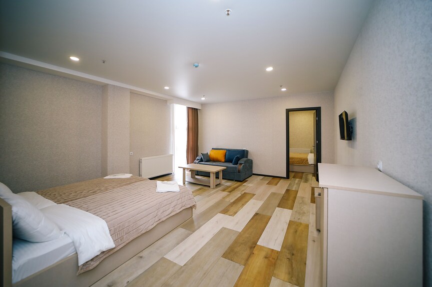 Yalangoch taqdimotchi xayrli tong Eng yaxshi paypoq pornosini onlayn tomosha qiling