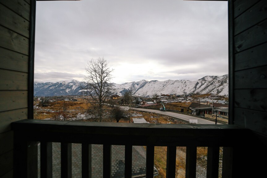 Onam sokadi video Mini bikinili qizlar, fotosuratlar va videolar