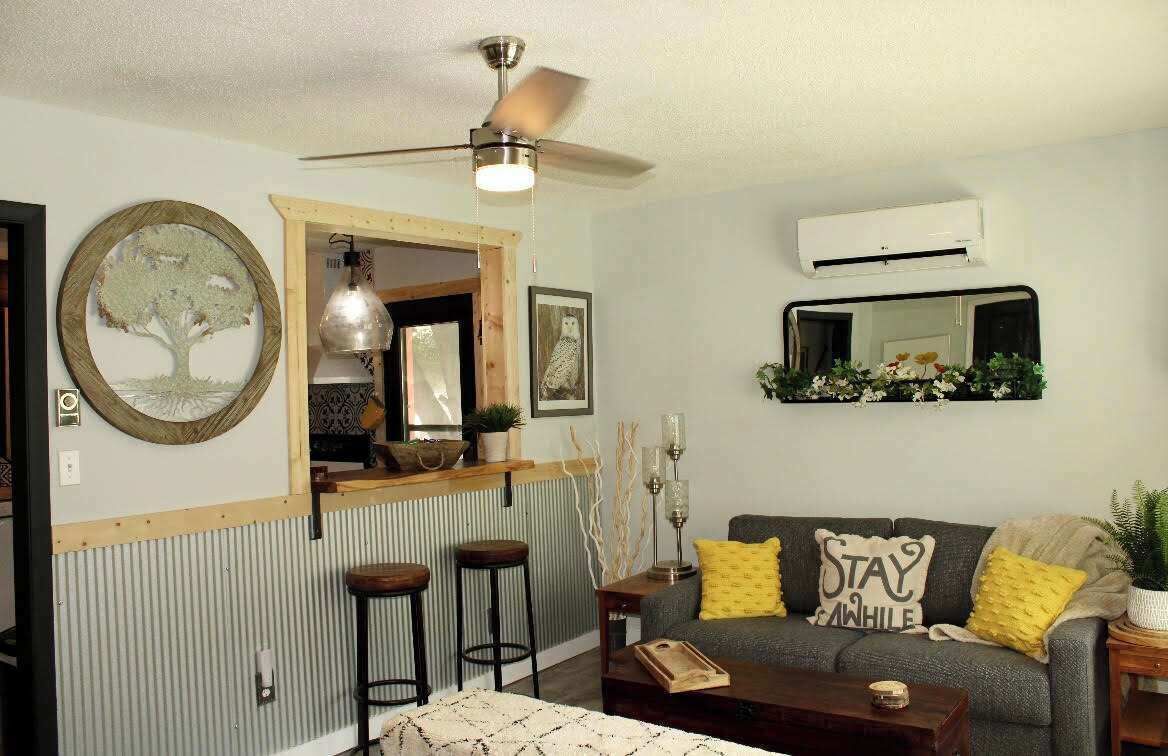 Smart TV, lettore DVD, videoteca, studio