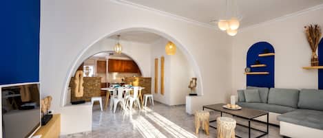 Apartment | Living area