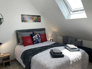 2 bedrooms, iron/ironing board, travel crib, free WiFi