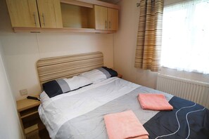 Chalet - 3 Bed Caravan Quiet Position Pets go Free (King's Lynn)