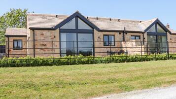 村舍 | 住宿正面