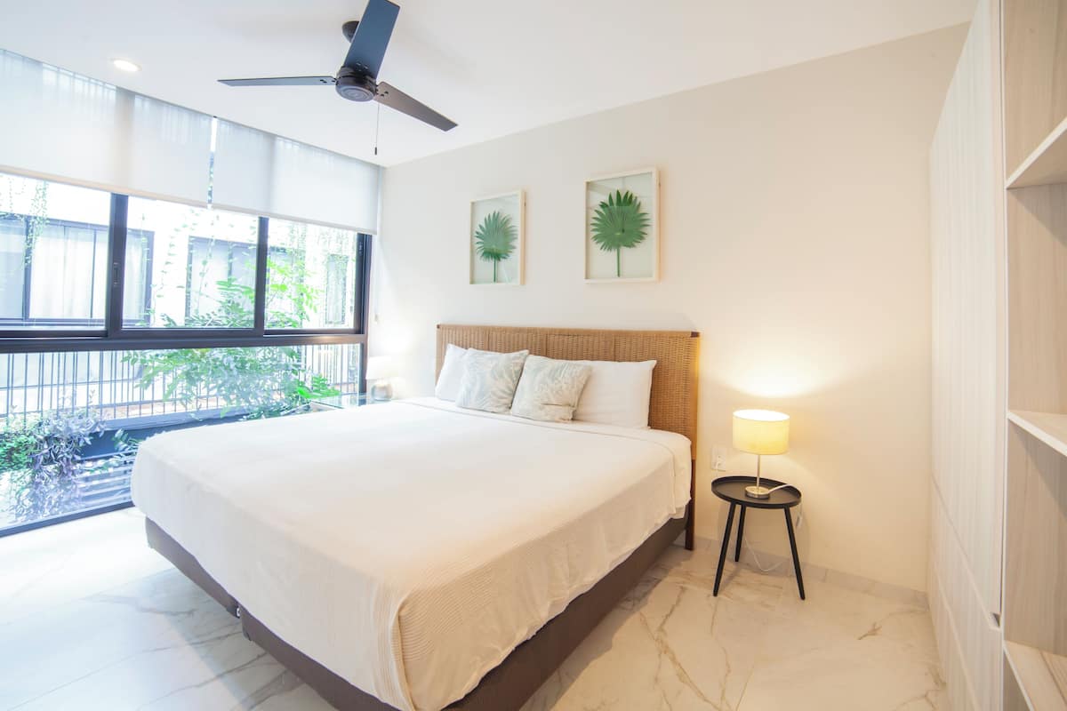 Apartamento familiar | Ropa de cama de alta calidad y decoración individual