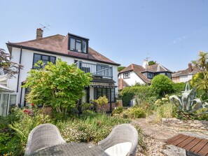 Cottage | Property grounds