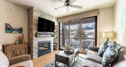 Blue River Flats Building 1 #103 By Summit County Mountain Retreats