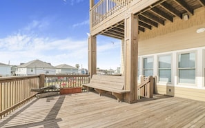 House, 3 Bedrooms | Property grounds