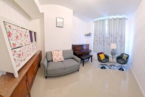 House | Interior
