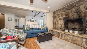 Studio (2 Bedrooms) | Property amenity