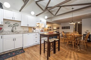 开间 (2 Bedrooms) | 住宿服务设施