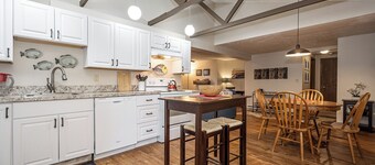 Cub House by Taylor Made Deep Creek