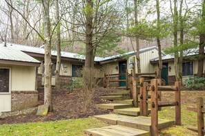 开间 (2 Bedrooms) | 外观