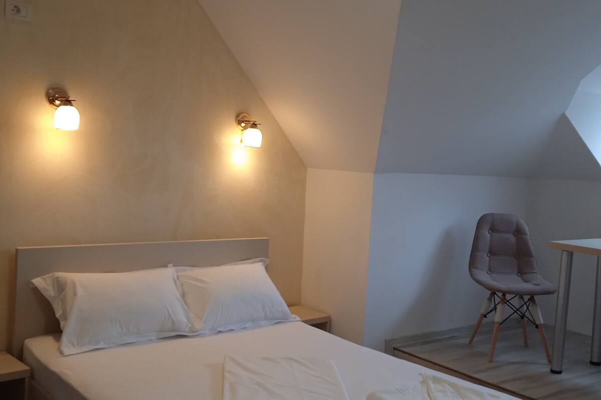 Select Comfort beds, blackout drapes, iron/ironing board, WiFi (free)