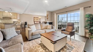 Smart TV, fireplace, DVD player