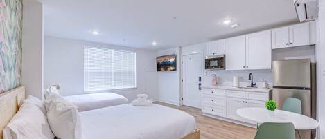 1 habitación, tabla de planchar con plancha, wifi y ropa de cama