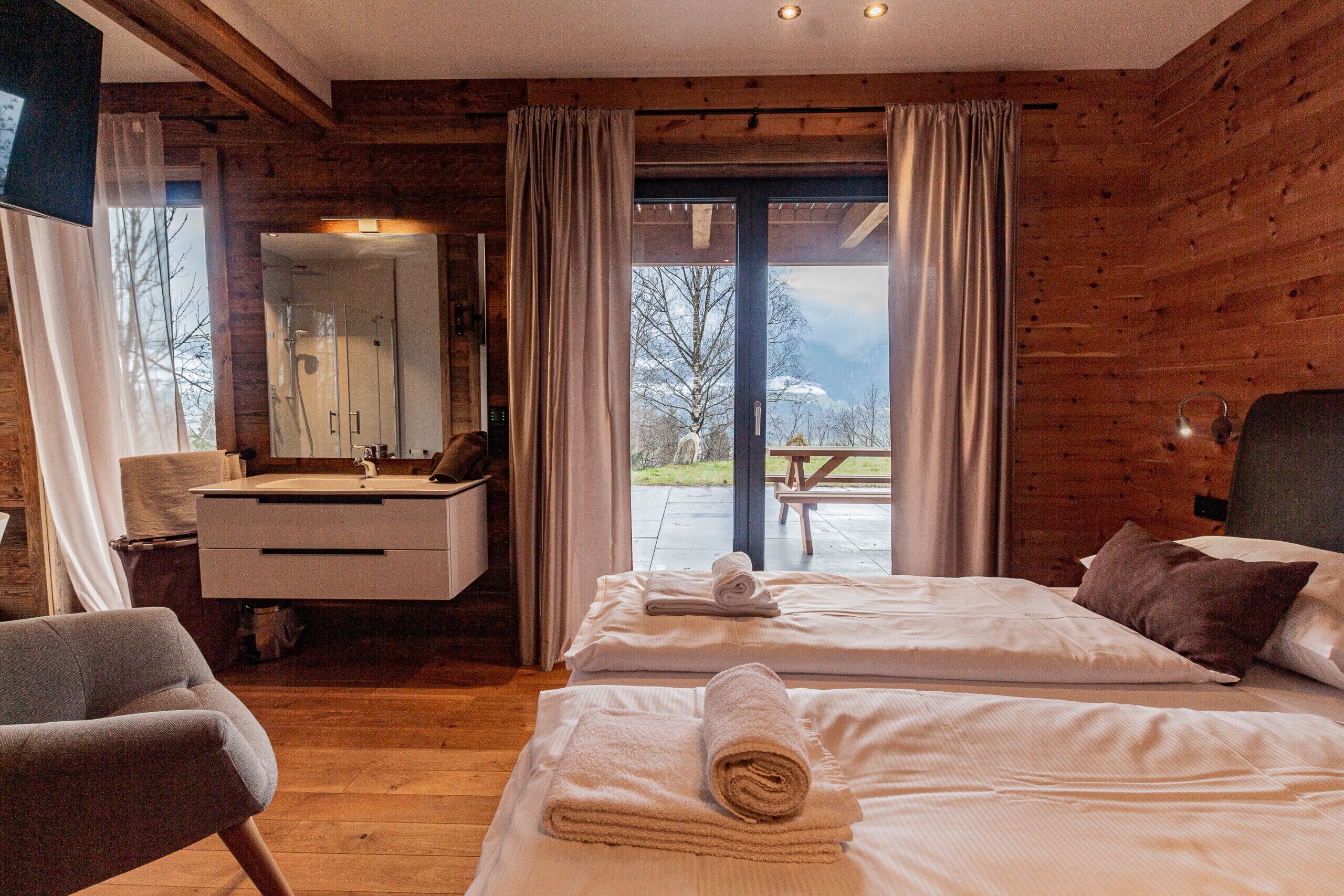 4 Schlafzimmer, Bügeleisen/Bügelbrett, kostenloses WLAN, Bettwäsche