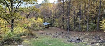 Peaceful mountain farmhouse, close to Shenandoah NP, wineries and more