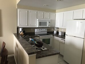 Private kitchen - Wyndham Ocean Walk 2BR (Daytona Beach)