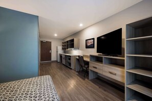 Individually decorated, individually furnished, desk, laptop workspace - Woodspring Suites Wixom - Novi (Wixom)