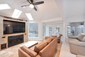 TV, fireplace, DVD player, stereo