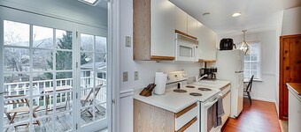 Jackson River Estate Studio Apartment on the River