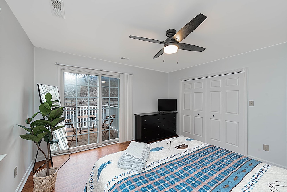 Jackson River Estate Cozy Cottage on the River Alleghany County Vrbo