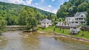 Exterior - Jackson River Estate Cozy Cottage on the River (Alleghany County)