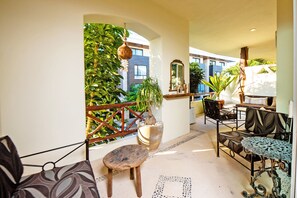 Traditional Apartment, 2 Bedrooms, Terrace, City View | Terrace/patio
