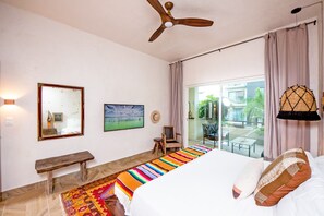Traditional Apartment, 2 Bedrooms, Terrace, City View | 2 bedrooms, in-room safe, iron/ironing board, free WiFi