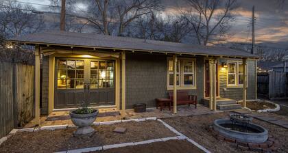 Cozy historic cottage in historic Fairmount