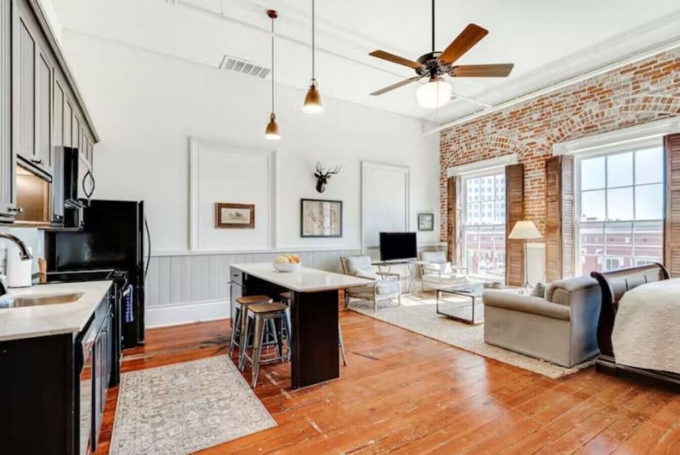 6 Individual Lofts ~ Shared Common Area · Sleeps 23! Hendley Market Lofts