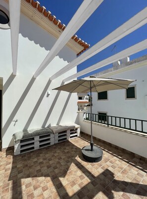 Terrace/patio - Villa Zulla - Nazaré (Nazaré)