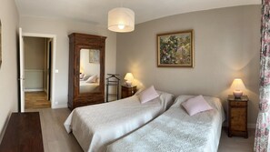 4 chambres, accès Internet