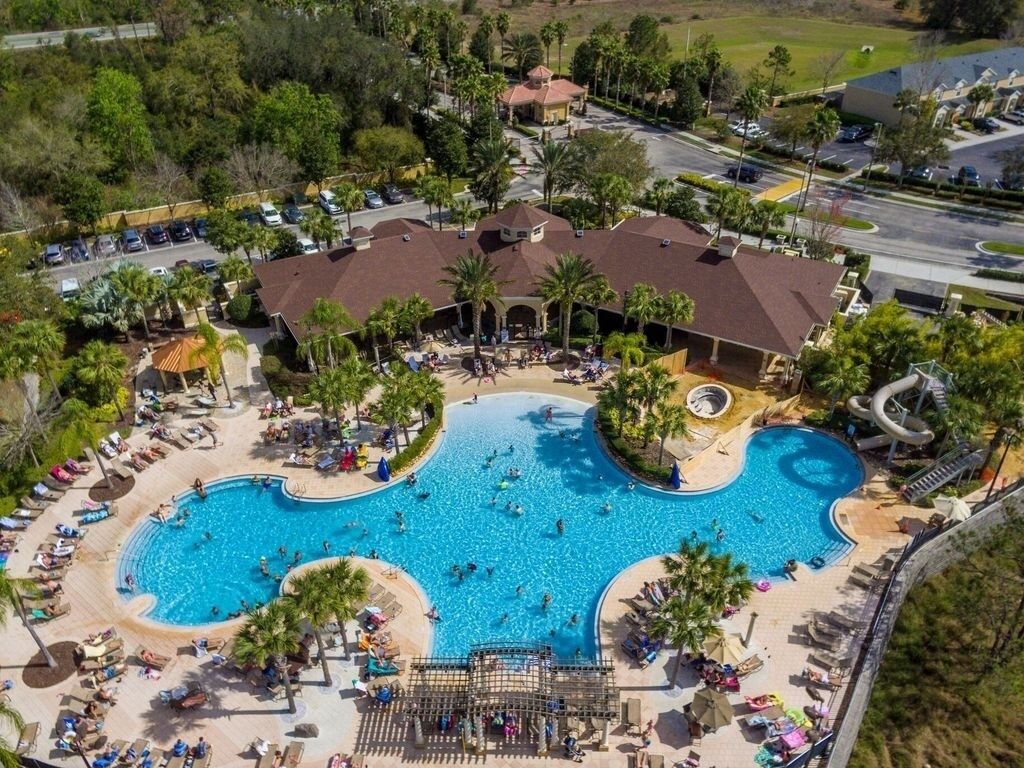 室外泳池、暖水池