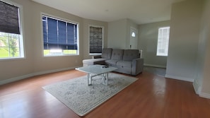 Télévision à écran plat