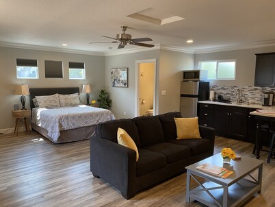 High End Guest House by I-5, Bethel, Simpson