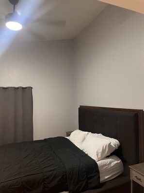 4 camere, Wi-Fi, lenzuola