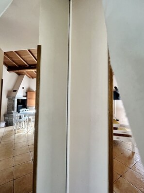 Interior - Ancient finely restored stable, THE MORAIOLO (Lazio)