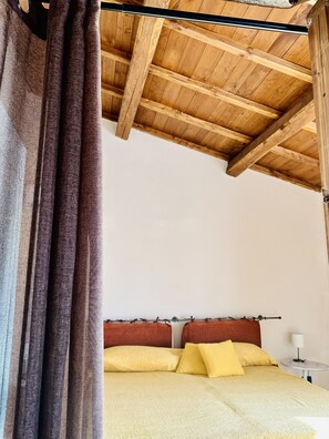 2 Schlafzimmer, Zimmersafe, Bügeleisen/Bügelbrett, Reisekinderbett