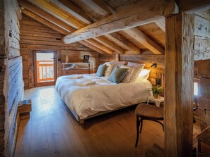 5 chambres, fer et planche à repasser, Wi-Fi, draps fournis