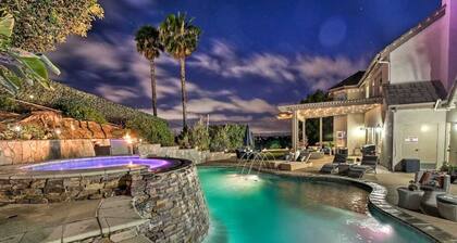★ Spacious Château Vista Heated Salt Pool Hot Tub 9 mi to Beach Family Fun! ★