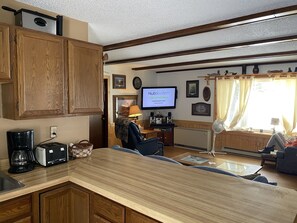 Interior - Cabin on the Lake- 4 season (Deer River)