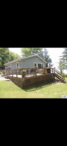 Cabin on the Lake- 4 season