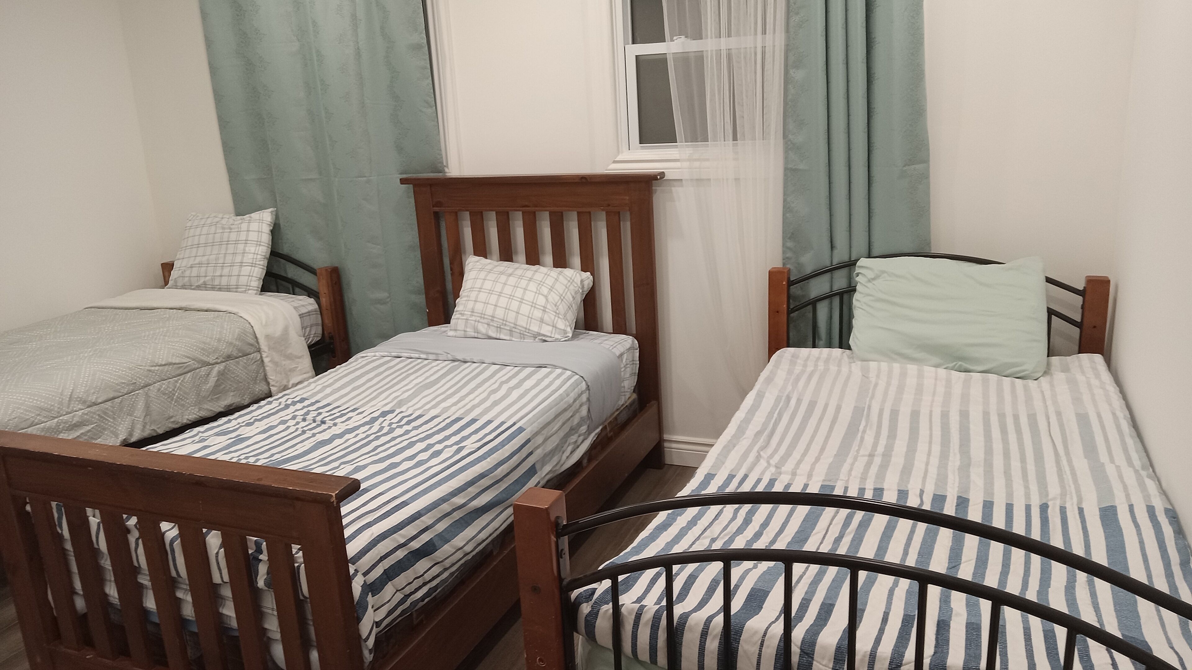 2 多间卧室、免费 WiFi