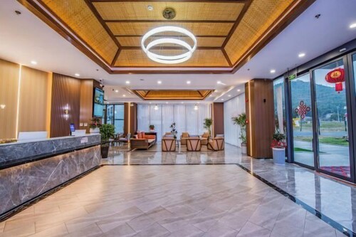 Moon Ripple Bay Resort Hotel