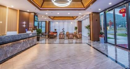 Moon Ripple Bay Resort Hotel